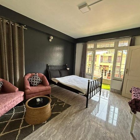 Na-U-Iaka Homestay Shillong Exteriör bild