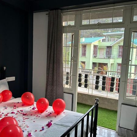 Na-U-Iaka Homestay Shillong Exteriör bild