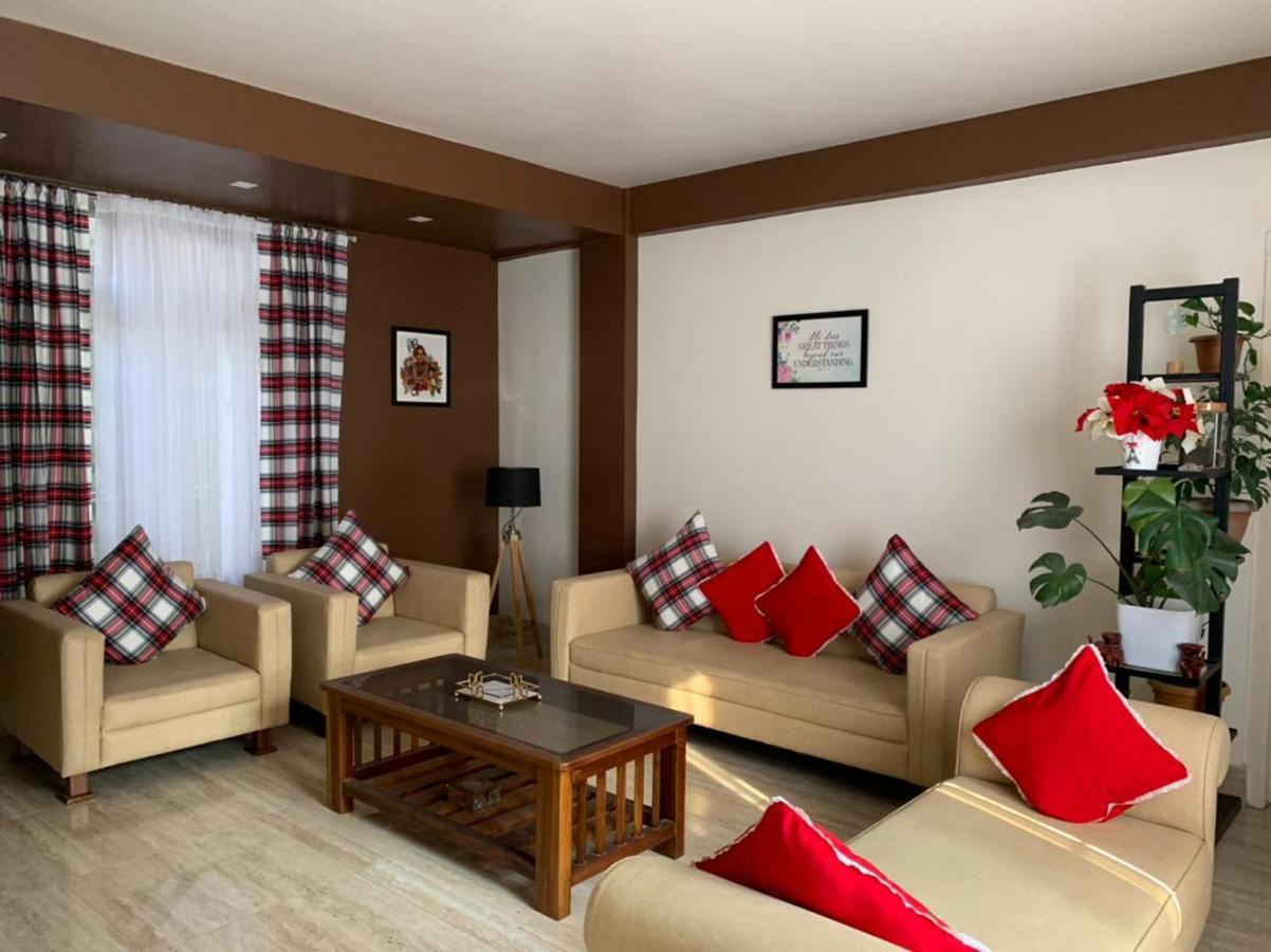 Na-U-Iaka Homestay Shillong Exteriör bild