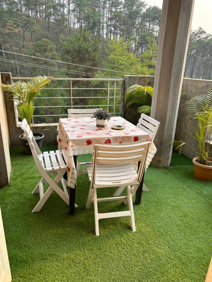 Na-U-Iaka Homestay Shillong Exteriör bild
