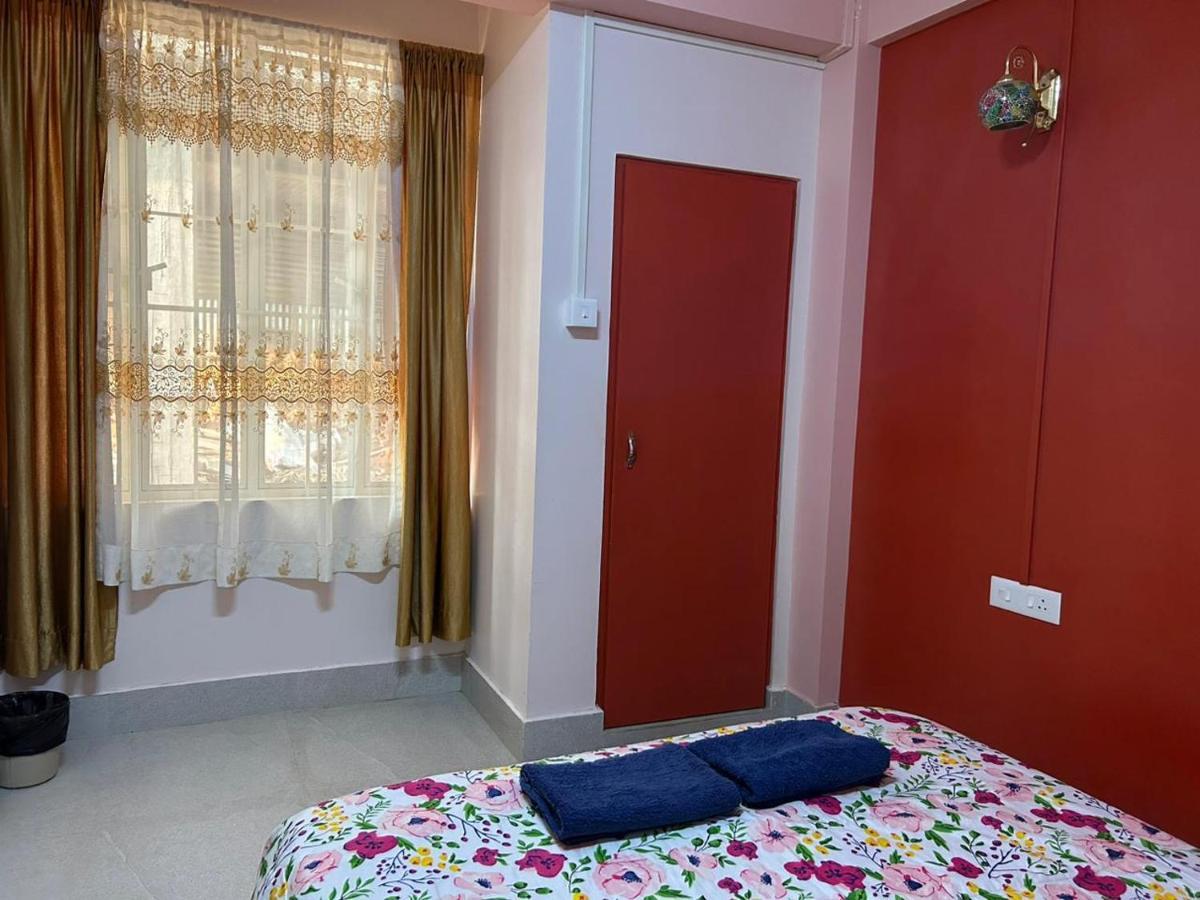 Na-U-Iaka Homestay Shillong Exteriör bild