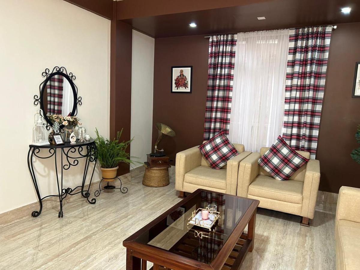 Na-U-Iaka Homestay Shillong Exteriör bild