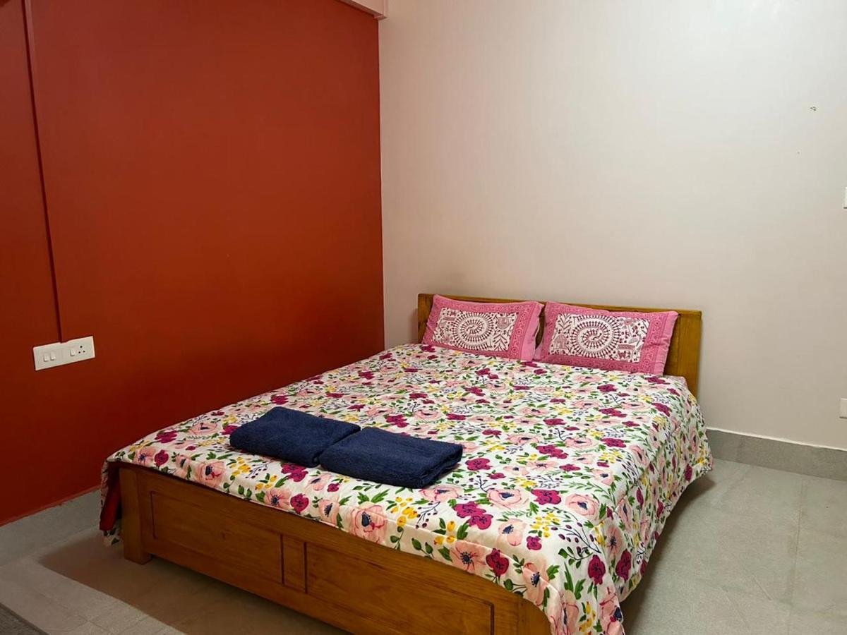 Na-U-Iaka Homestay Shillong Exteriör bild