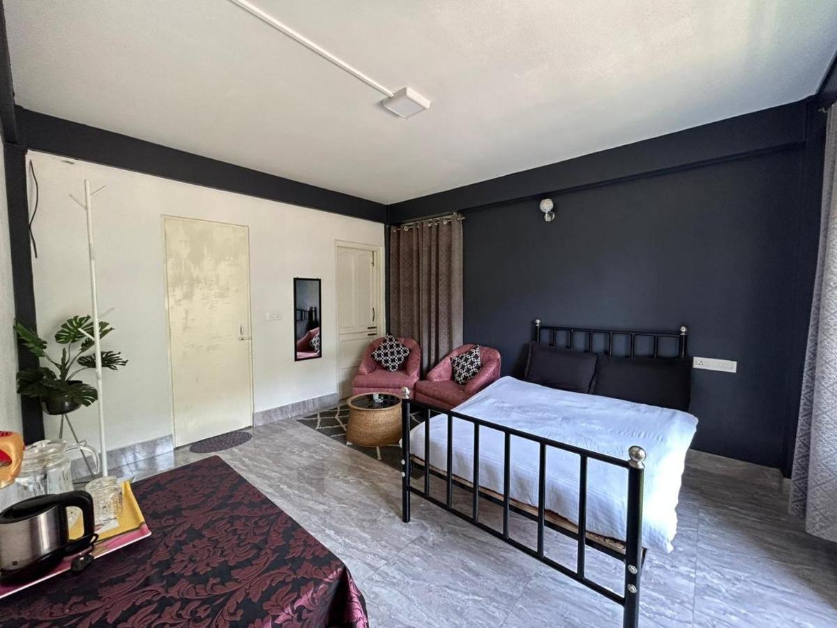 Na-U-Iaka Homestay Shillong Exteriör bild