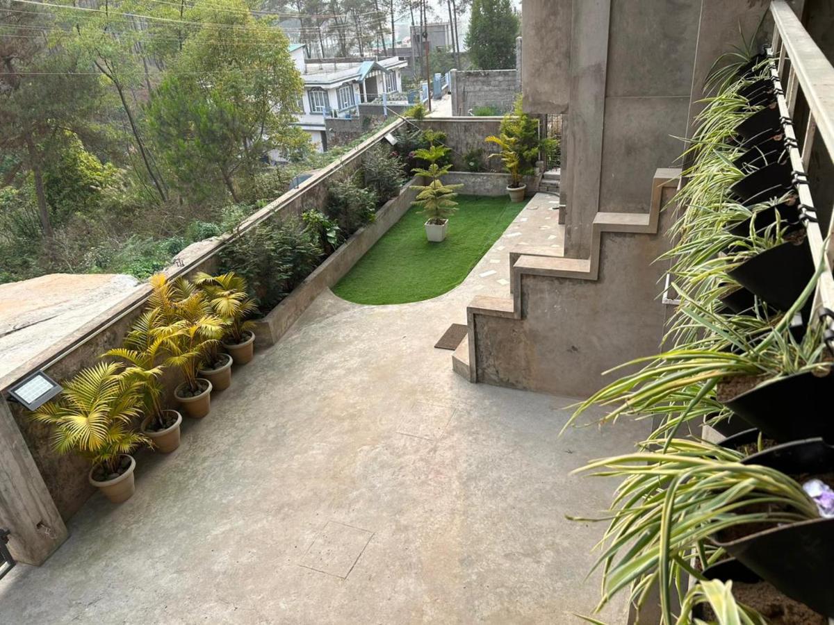 Na-U-Iaka Homestay Shillong Exteriör bild